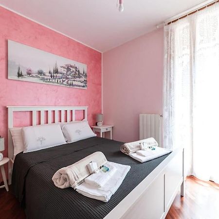 Appartamento Caterina A 5 Minuti Da Milano Fiere E San Siro Con Wifi-Netflix-Free Parking Εξωτερικό φωτογραφία