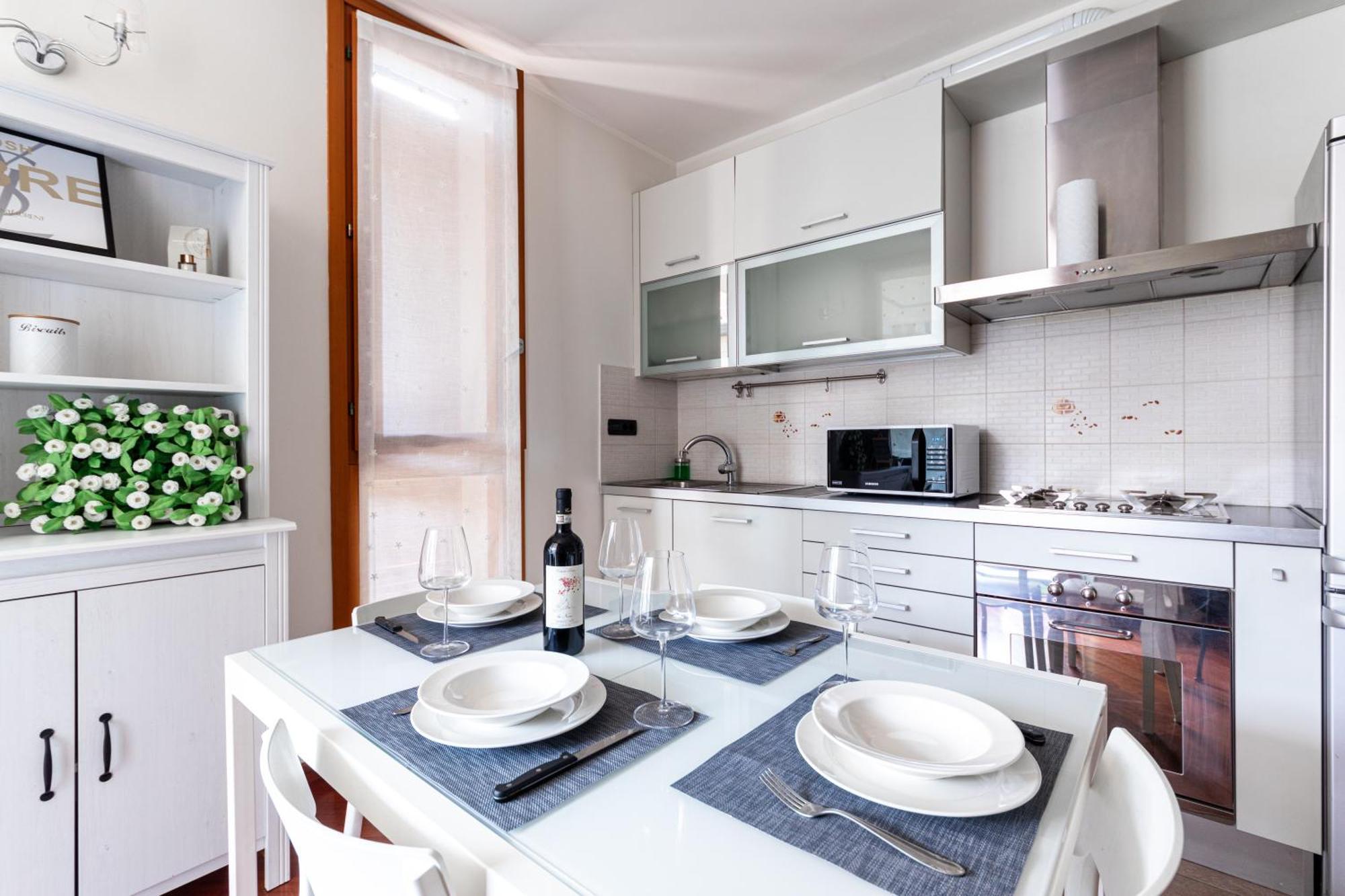 Appartamento Caterina A 5 Minuti Da Milano Fiere E San Siro Con Wifi-Netflix-Free Parking Εξωτερικό φωτογραφία